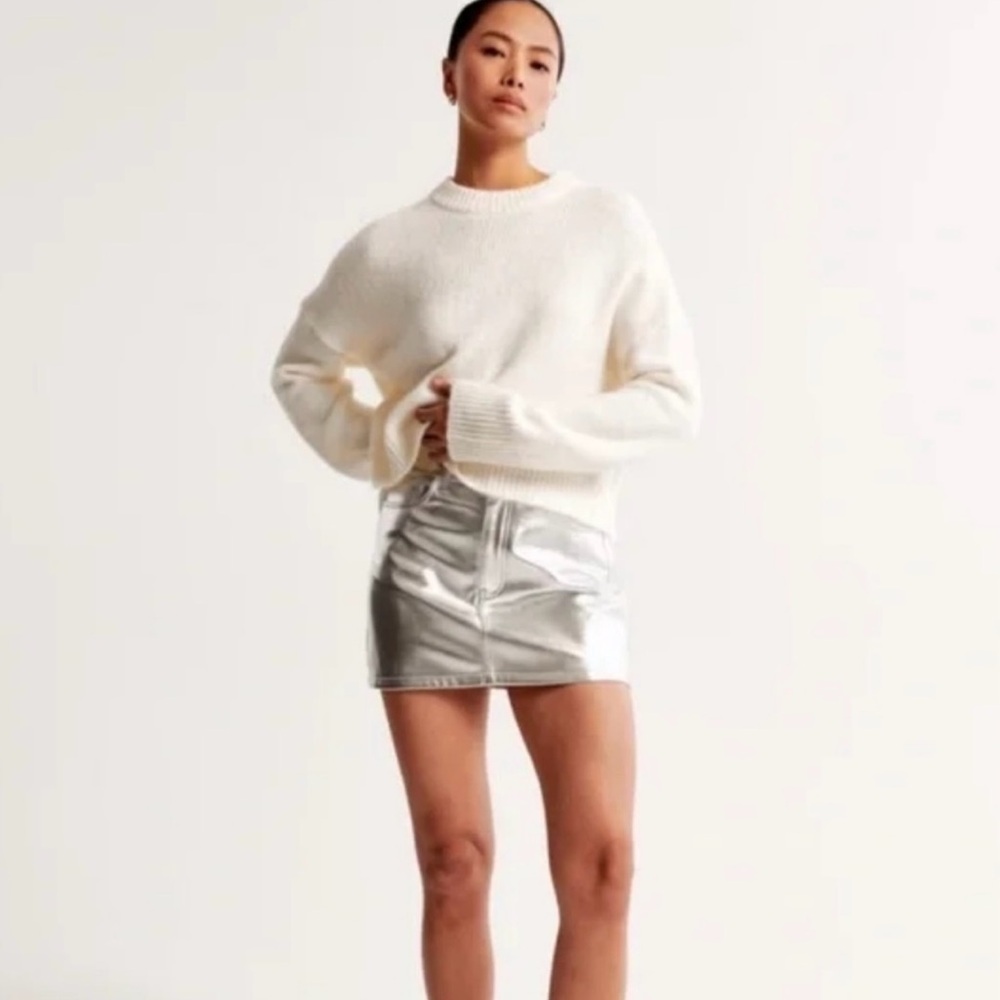 Abercrombie & Fitch Silver Vegan Leather 5 Pocket Mini Skirt